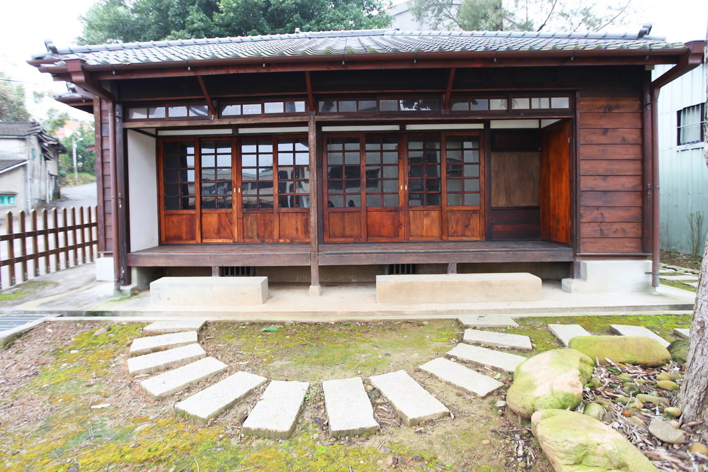 原三叉公學校日式宿舍群(原:建中國小日式宿舍)
