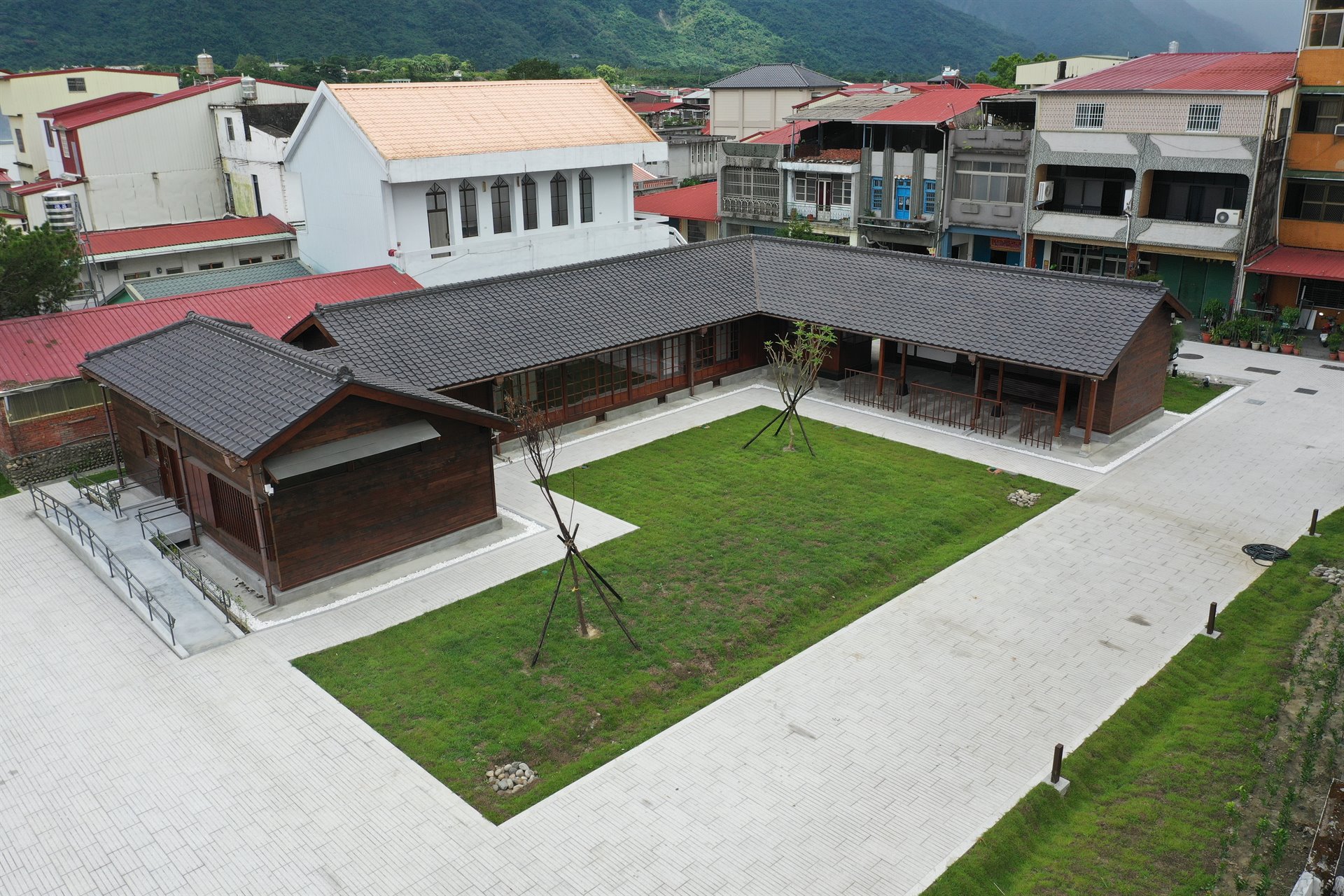 原六龜里池田屋（高雄客運六龜站）