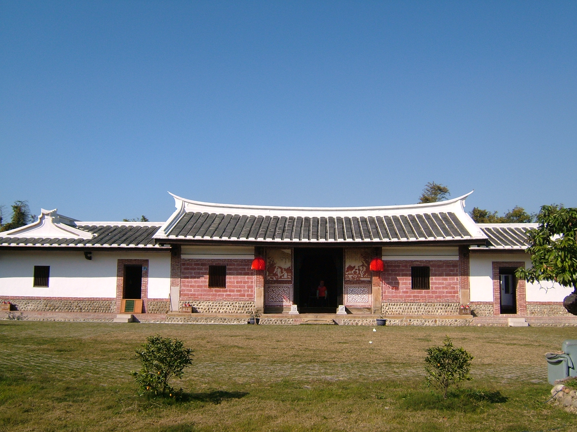 神岡呂家頂瓦厝介紹