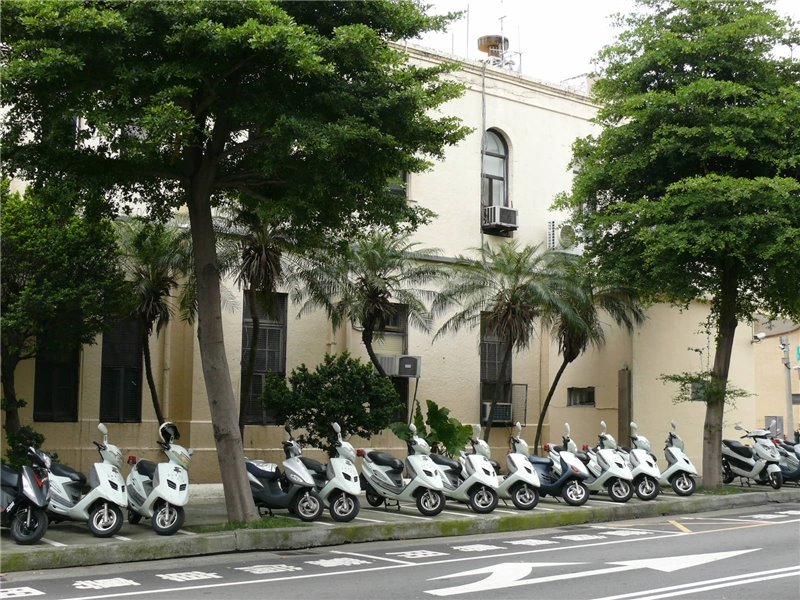臺中市警察局第一分局(舊稱：臺中警察署廳舍)