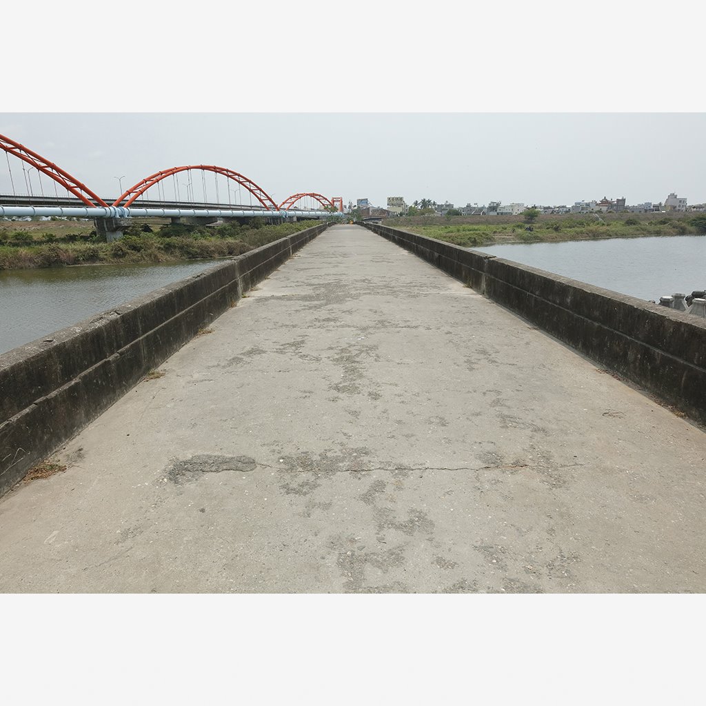 二層行溪舊公路橋