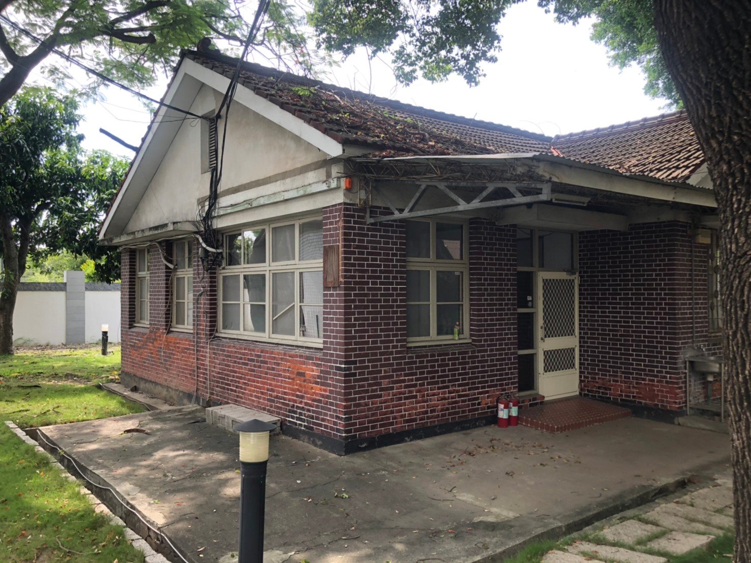 斗六市公正街196號