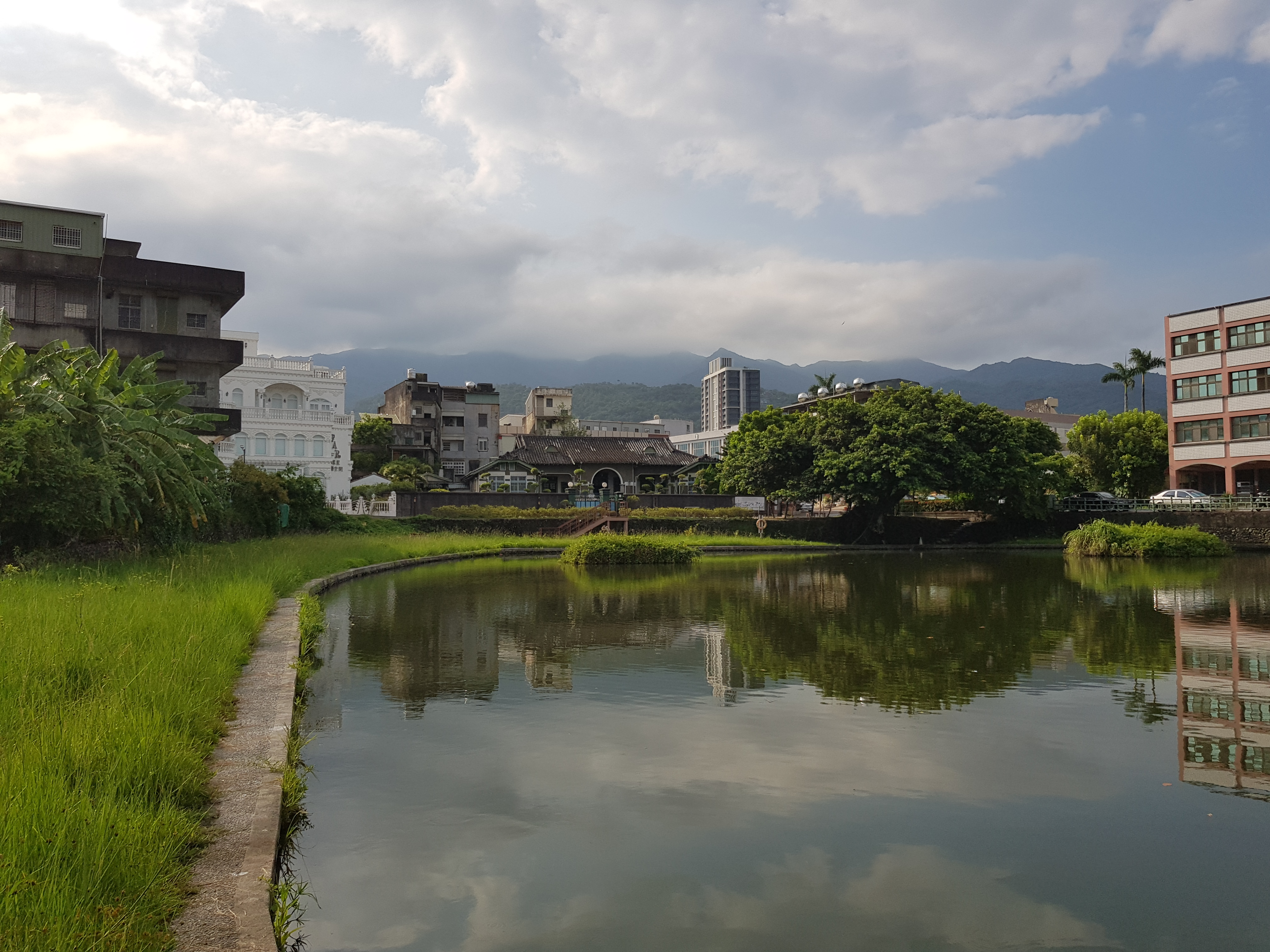 盧纘祥故宅前池塘探索