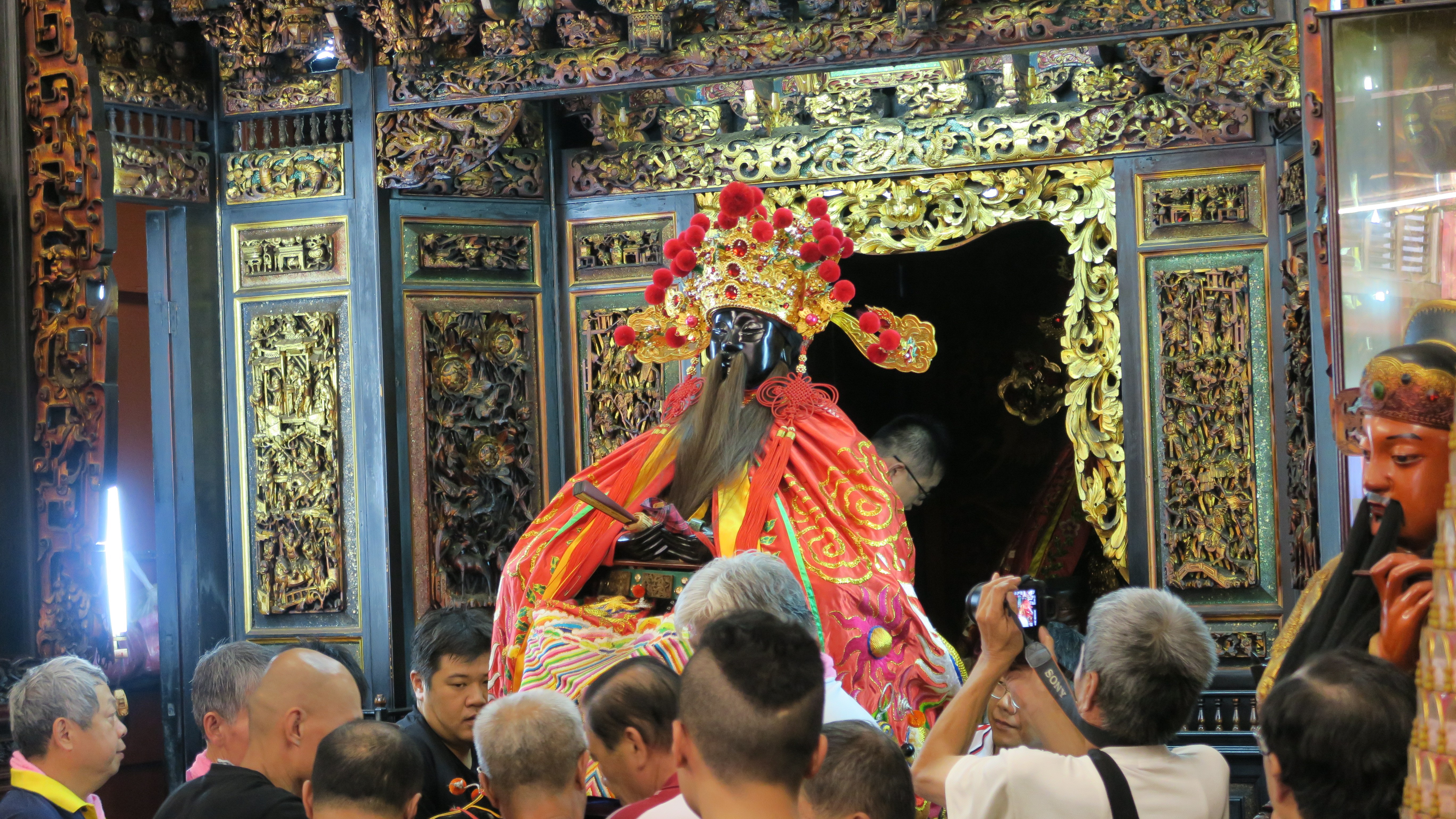竹塹中元城隍祭典－城隍爺出神龕準備出巡