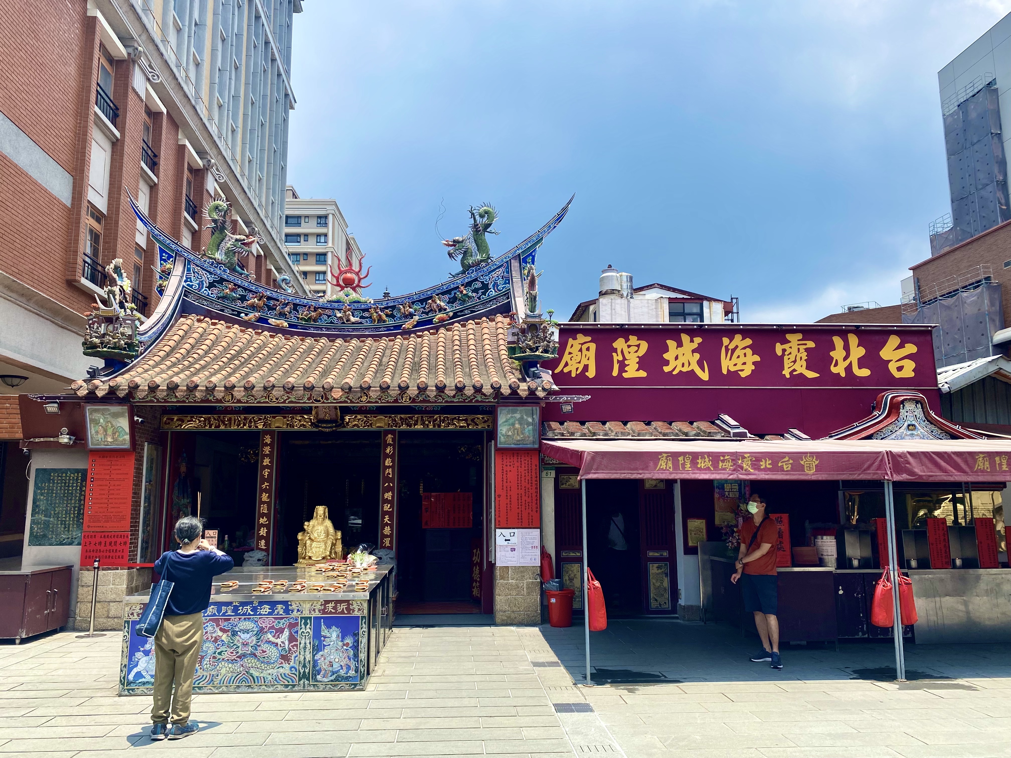 台北霞海城隍廟探索